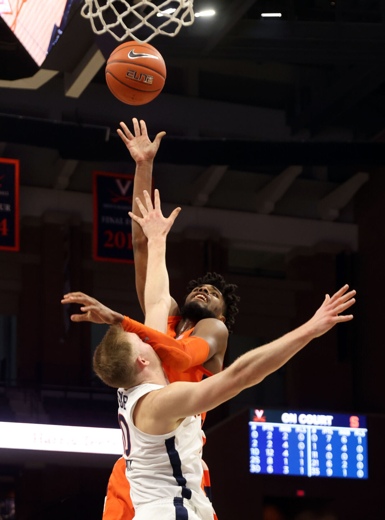 210126-cdp-sports-uva-syracuse880.JPG
